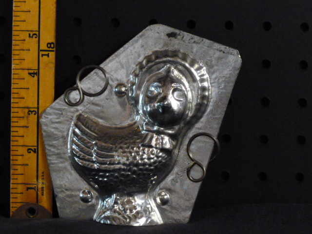 hen or chick chocolate mold